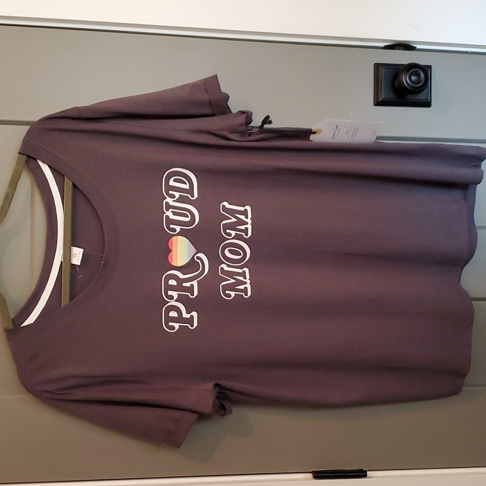 NEW "Proud Mom" PLUS SIZE blouse NEW with tags attached 2X
